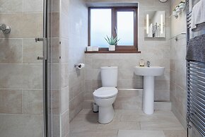 The Beacon - 3 Bed - Ludchurch