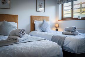 The Beacon - 3 Bed - Ludchurch