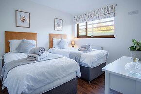 The Beacon - 3 Bed - Ludchurch