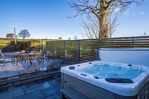 The Beacon - 3 Bed - Ludchurch