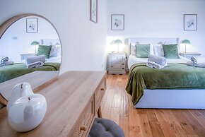 The Beacon - 3 Bed - Ludchurch