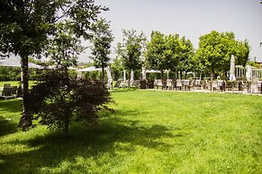 Kairos Resort