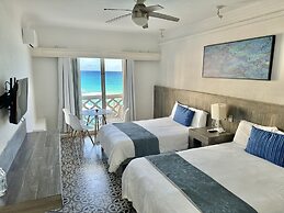 Cancun Plaza - Best Beach