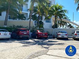 Cancun Plaza - Best Beach