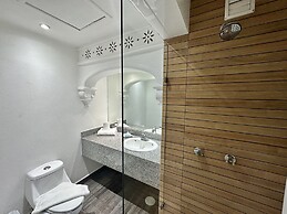 Cancun Plaza - Best Beach