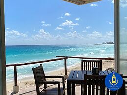 Cancun Plaza - Best Beach
