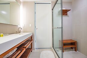 W Residences Luxury Suites Across from Fort Lauderdale Beach