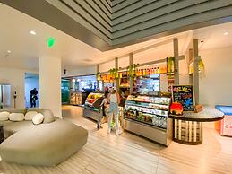 W Residences Luxury Suites Across from Fort Lauderdale Beach