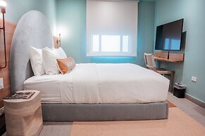 HiBird- Apartment and Suites Hotel