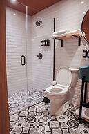 HiBird- Apartment and Suites Hotel
