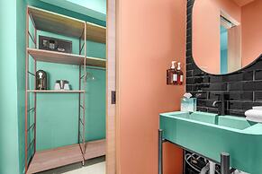 HiBird- Apartment and Suites Hotel