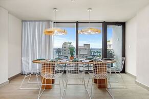 HiBird- Apartment and Suites Hotel