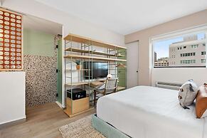 HiBird- Apartment and Suites Hotel