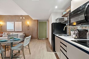 HiBird- Apartment and Suites Hotel