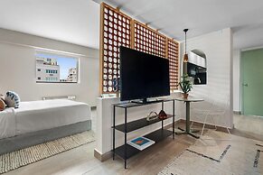 HiBird- Apartment and Suites Hotel