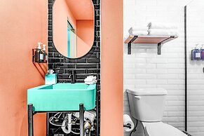 HiBird- Apartment and Suites Hotel