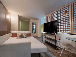 HiBird- Apartment and Suites Hotel