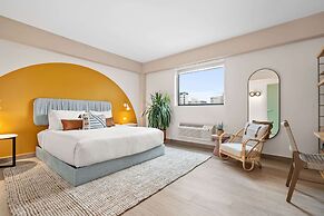 HiBird- Apartment and Suites Hotel