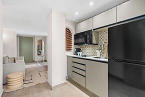 HiBird- Apartment and Suites Hotel