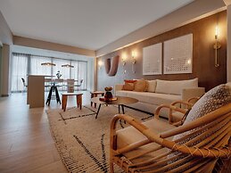 HiBird- Apartment and Suites Hotel