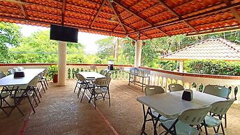 Hotel Casa Blanca