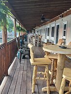 OLDE MILL INN OF CLARKSTON