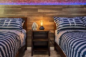 Magnificent 12bd House Perfect for Family Gatherings, Close to Disney 