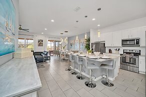 Magnificent 12bd House Perfect for Family Gatherings, Close to Disney 