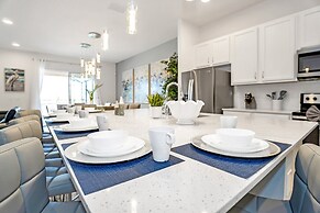 Magnificent 12bd House Perfect for Family Gatherings, Close to Disney 