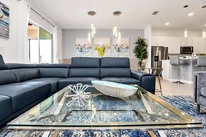 Magnificent 12bd House Perfect for Family Gatherings, Close to Disney 