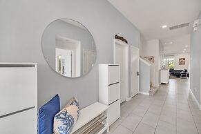 Magnificent 12bd House Perfect for Family Gatherings, Close to Disney 