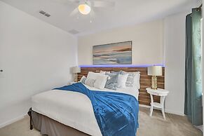 Magnificent 12bd House Perfect for Family Gatherings, Close to Disney 