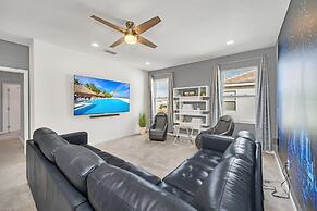 Magnificent 12bd House Perfect for Family Gatherings, Close to Disney 
