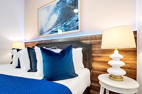 Magnificent 12bd House Perfect for Family Gatherings, Close to Disney 