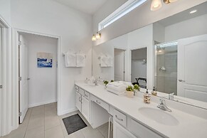 Magnificent 12bd House Perfect for Family Gatherings, Close to Disney 