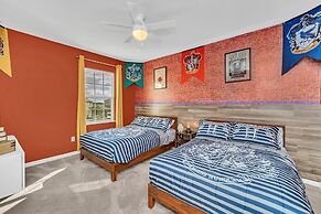 Magnificent 12bd House Perfect for Family Gatherings, Close to Disney 