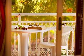 Pyrgaraki Studios and Apartments