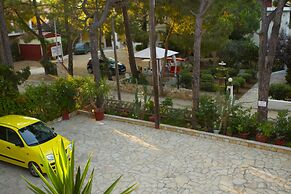 Pyrgaraki Studios and Apartments