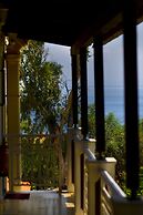 Pyrgaraki Studios and Apartments