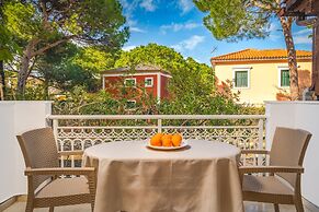 Pyrgaraki Studios and Apartments