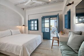 Blue Pearls - Adults Only