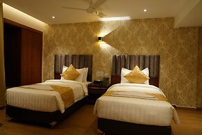 The Kings Park Grand