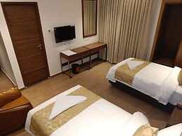 The Kings Park Grand