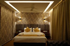 The Kings Park Grand