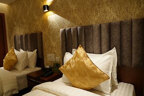 The Kings Park Grand