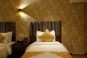 The Kings Park Grand