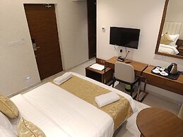 The Kings Park Grand