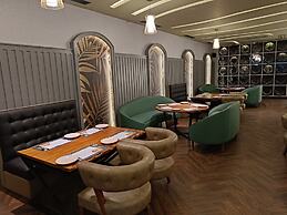 The Kings Park Grand