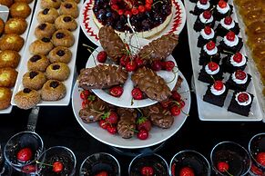 Faros Premium Beach Hotel