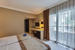 Faros Premium Beach Hotel